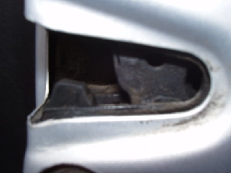 Help! my door lock is jammed in locked position and i cant close my