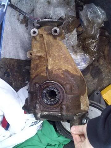 http://i128.photobucket.com/albums/p163/jwm6383/reardiff.jpg