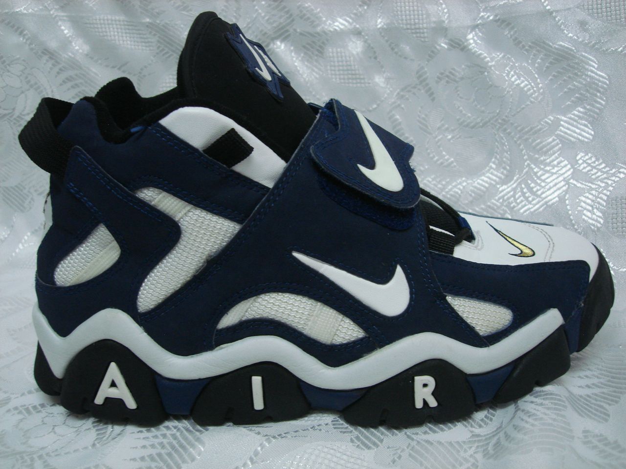 nike air barrage 95