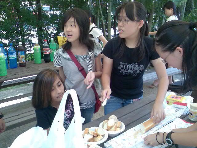 Photo Sharing and Video Hosting at Photobucket