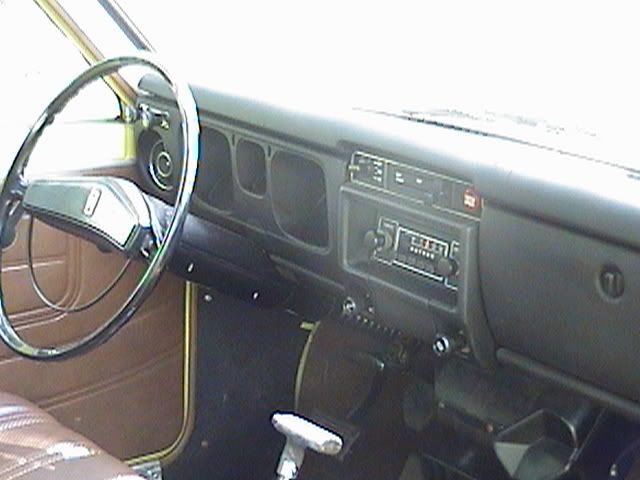 http://i128.photobucket.com/albums/p182/hondalover91crx/DSC00322.jpg