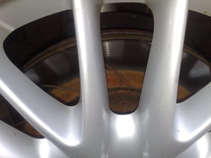 Why are my rotors rusting like this? E46 Fanatics Forum
