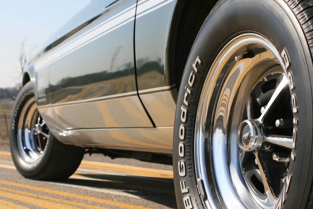 IMAGE: http://i128.photobucket.com/albums/p184/Not-4-you/H8Lons025.jpg