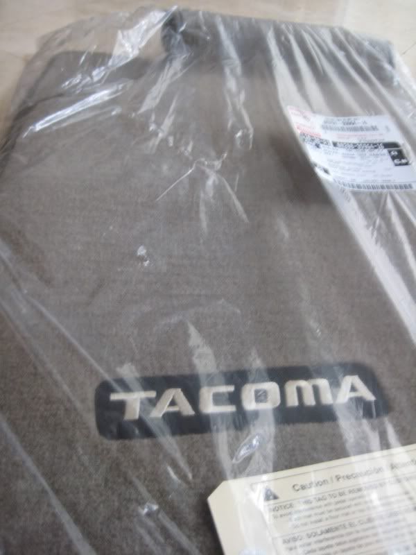 2002 Toyota tacoma oem floor mats
