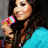 http://i128.photobucket.com/albums/p185/stateofplay/Demi%20Lovato/8-16-11/039.png