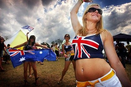Australia-Girls-Flag-2-420x0.jpg