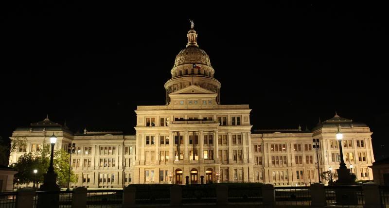 IMAGE: http://i128.photobucket.com/albums/p191/atexaschipper/AUSTIN009_zps4b526d7b.jpg