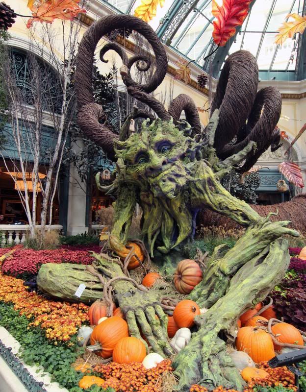 IMAGE: http://i128.photobucket.com/albums/p191/atexaschipper/VEGAS011_zpsfb7ab139.jpg