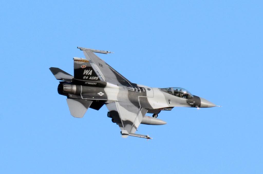 IMAGE: http://i128.photobucket.com/albums/p191/atexaschipper/Vegas2012765a_zpsf118741f.jpg