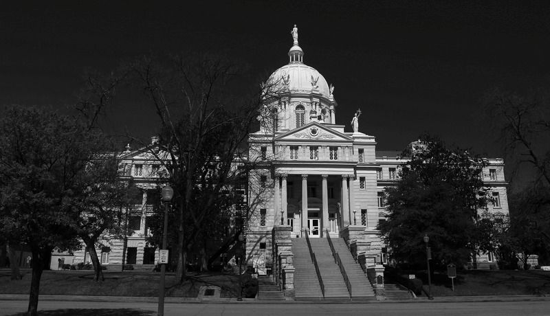 IMAGE: http://i128.photobucket.com/albums/p191/atexaschipper/WACO%20039a_zpsxlrrk3gw.jpg