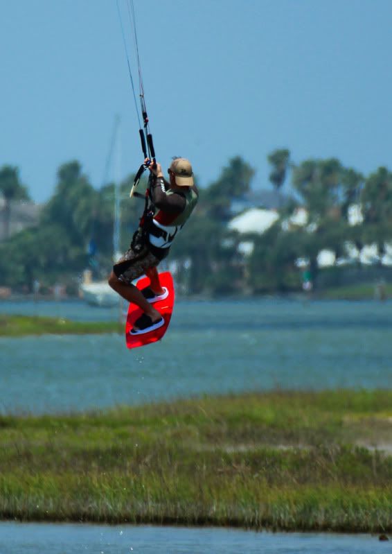 IMAGE: http://i128.photobucket.com/albums/p191/atexaschipper/coast028a.jpg