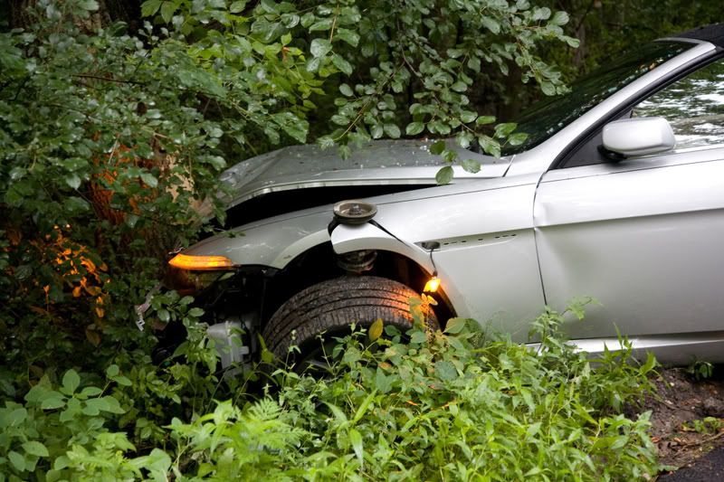 IMAGE: http://i128.photobucket.com/albums/p192/EcoRick/Accident8-4-08-3.jpg