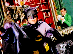 gifs batman photo: Batman tumblr_lr9sanP4h01qcvxceo4_250.gif