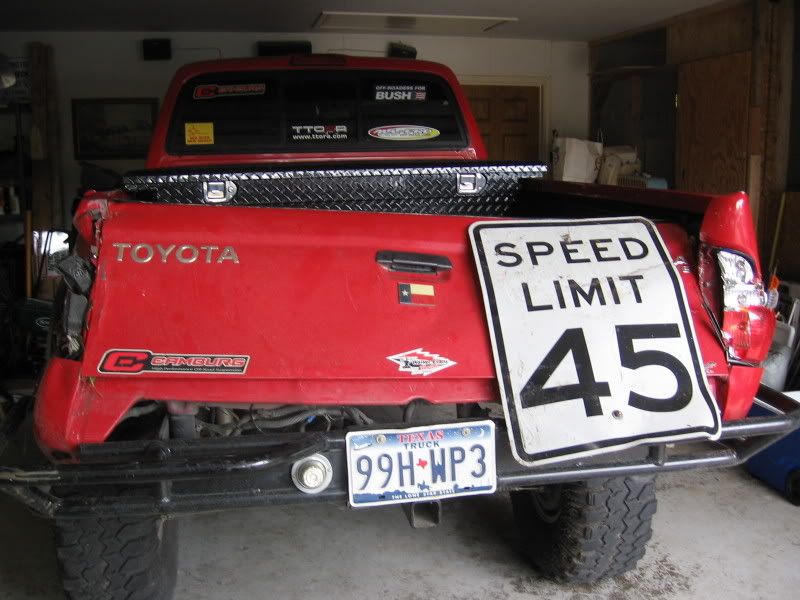 IMAGE: http://i128.photobucket.com/albums/p193/M715/IMG_2525.jpg