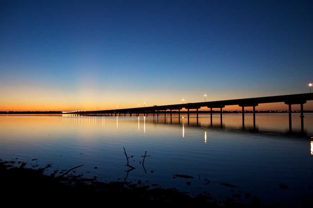 IMAGE: http://i128.photobucket.com/albums/p193/M715/Portfolio/Landscapes/DSC_01531.jpg