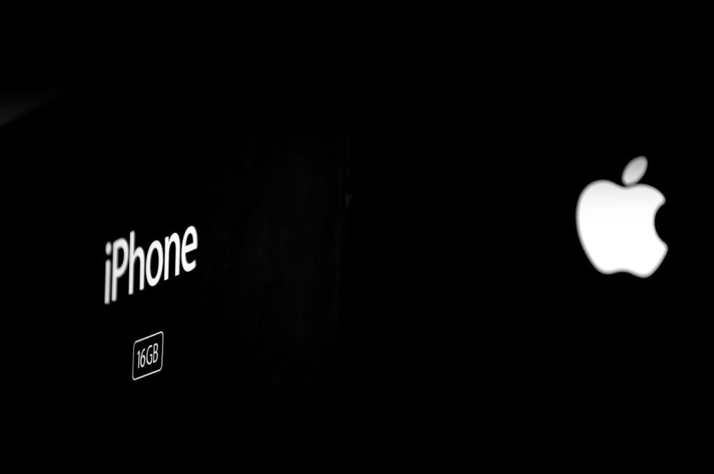 IMAGE: http://i128.photobucket.com/albums/p193/M715/Product%20Photography/DSC_0758.jpg