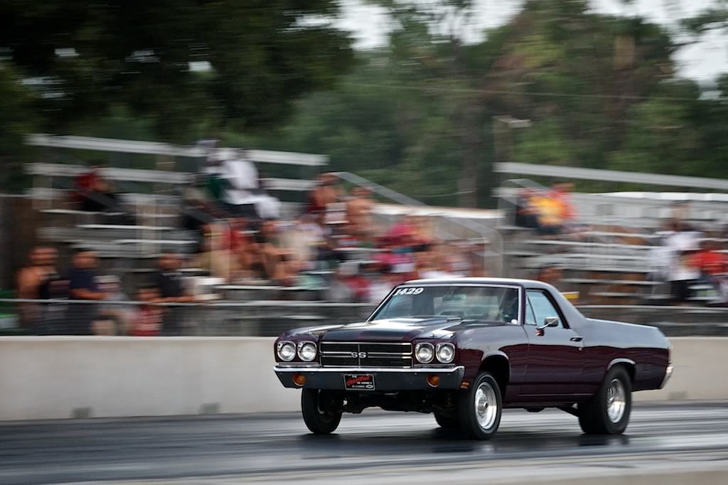 IMAGE: http://i128.photobucket.com/albums/p193/M715/Racing/DSC_0923.jpg