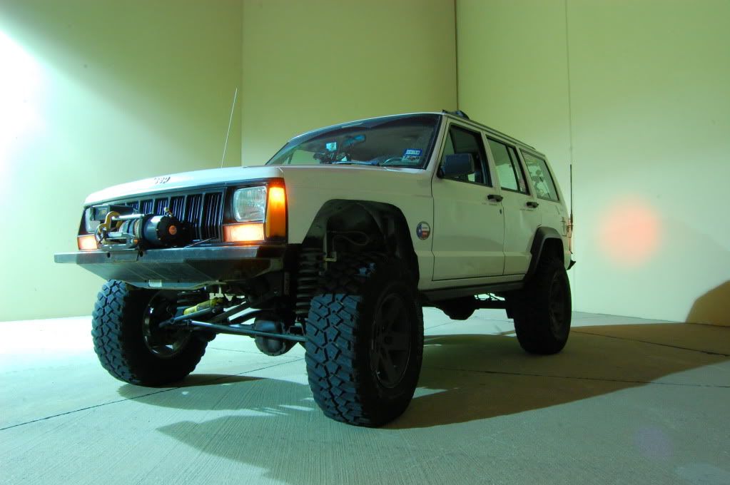 IMAGE: http://i128.photobucket.com/albums/p193/M715/Test%20Shoot/DSC_0086.jpg