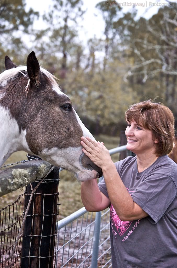 IMAGE: http://i128.photobucket.com/albums/p193/M715/Thanksgiving%202011/DSC_0457.jpg