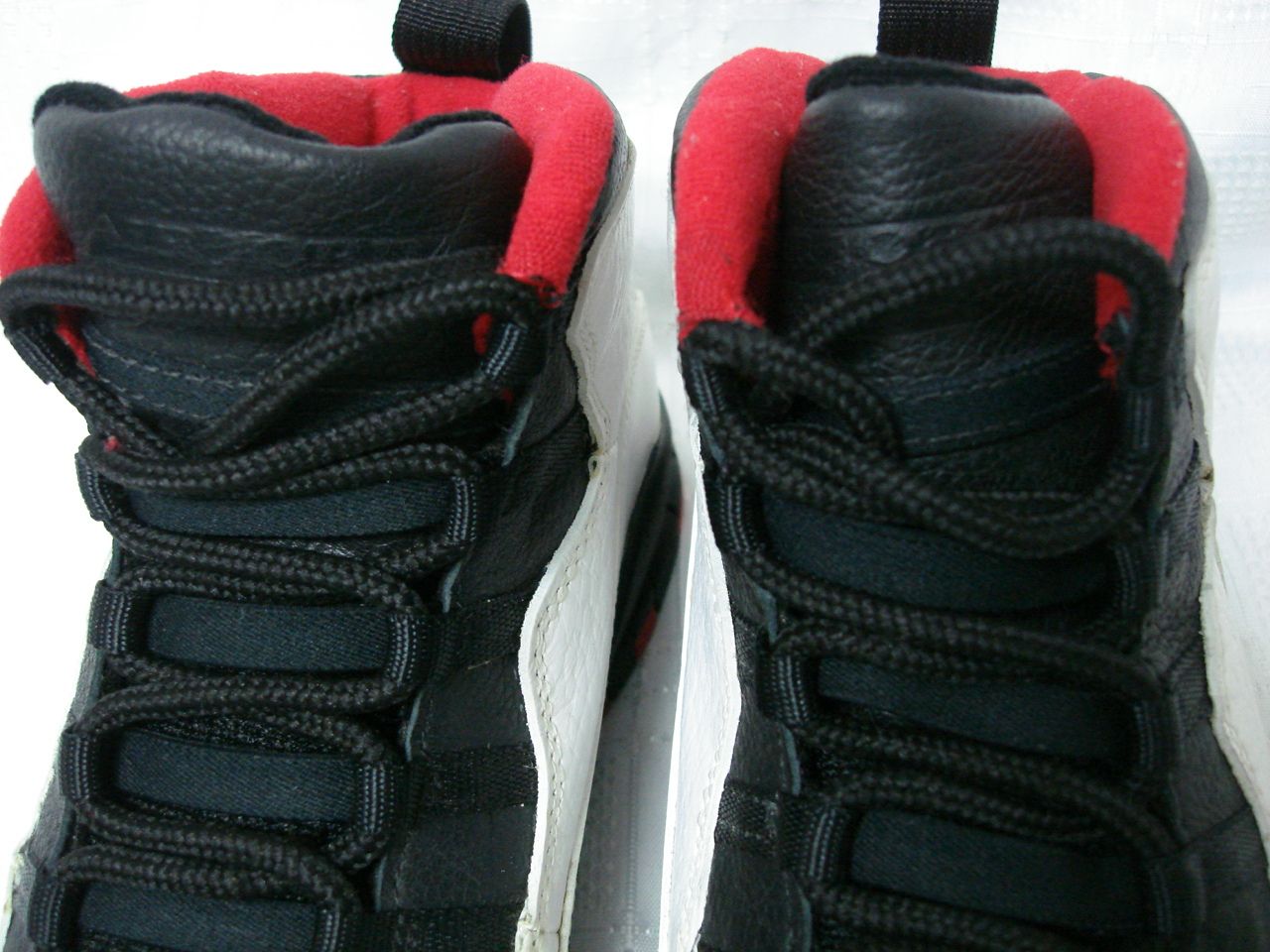   CHICAGO OG RED WHITE INFRARED 10 DS CDP DMP CONCORD 1995 1996 2011