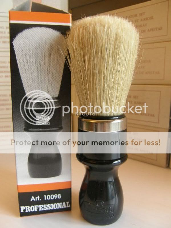 Omega Shaving Brush # 10098 Professional Boar Bristle  