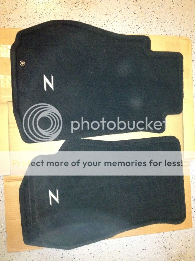 [FS] Oem floor mats Nissan 350Z and 370Z Forum Discussion